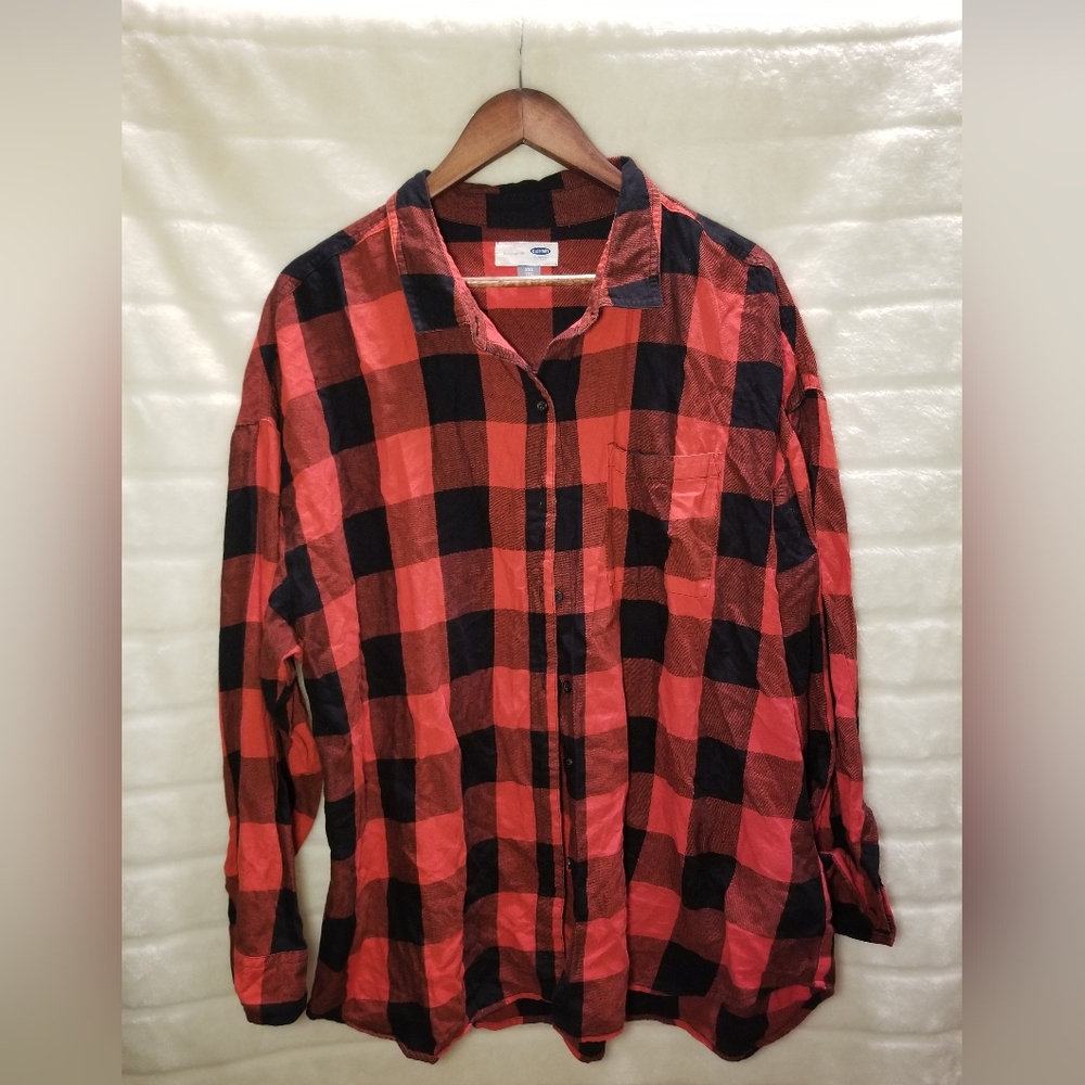 Old Navy Buffalo Plaid Flannel Button down